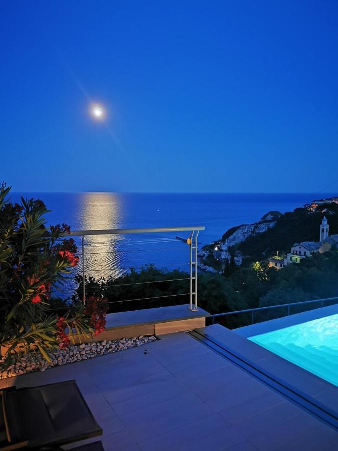 Bergeggi Tindari Sunrise Apartment Exterior photo