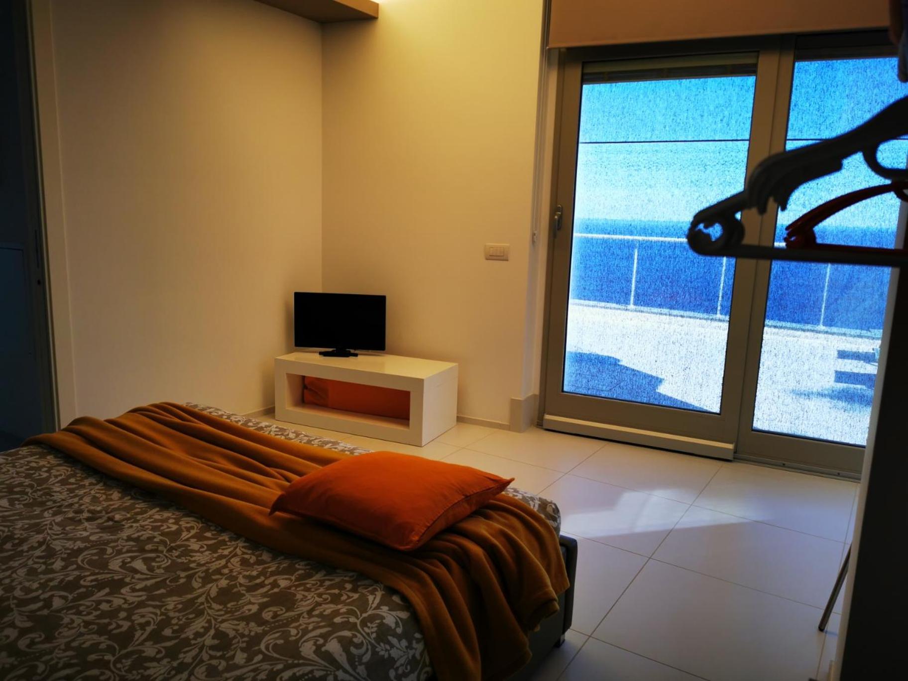 Bergeggi Tindari Sunrise Apartment Room photo