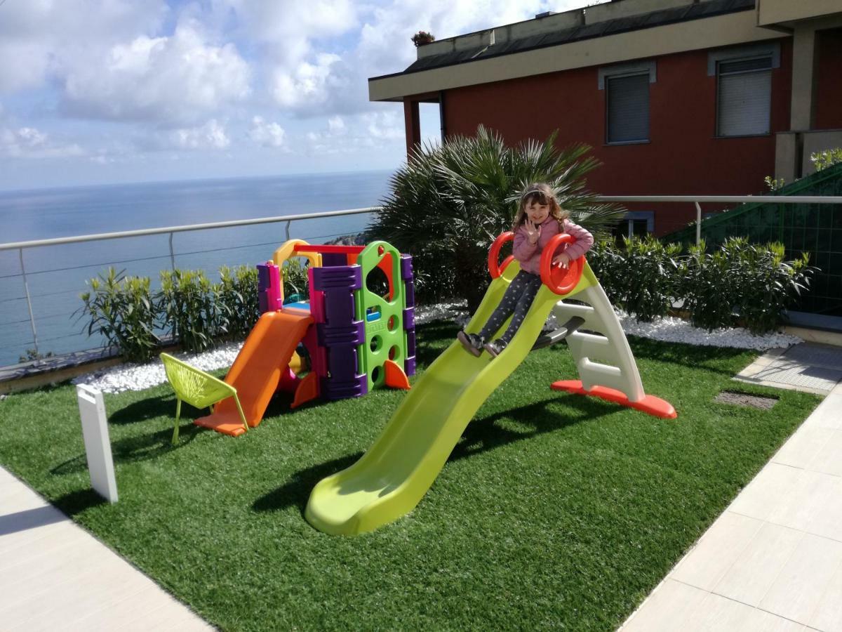 Bergeggi Tindari Sunrise Apartment Exterior photo